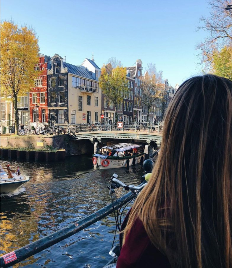 Clinkhostels tweet media