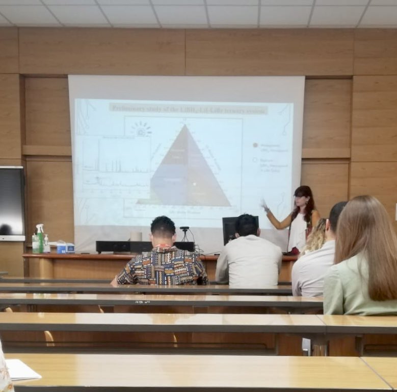 asya_mazzucco's tweet photo. Thank you  #sync2022 for having me presenting  #phd research regarding #libh4liI and #Libh4librlii #SSE #Solidstateelectrolytes for application in #solidstatebatteries 

It was a pleasure! https://t.co/mwW9aoVPj7