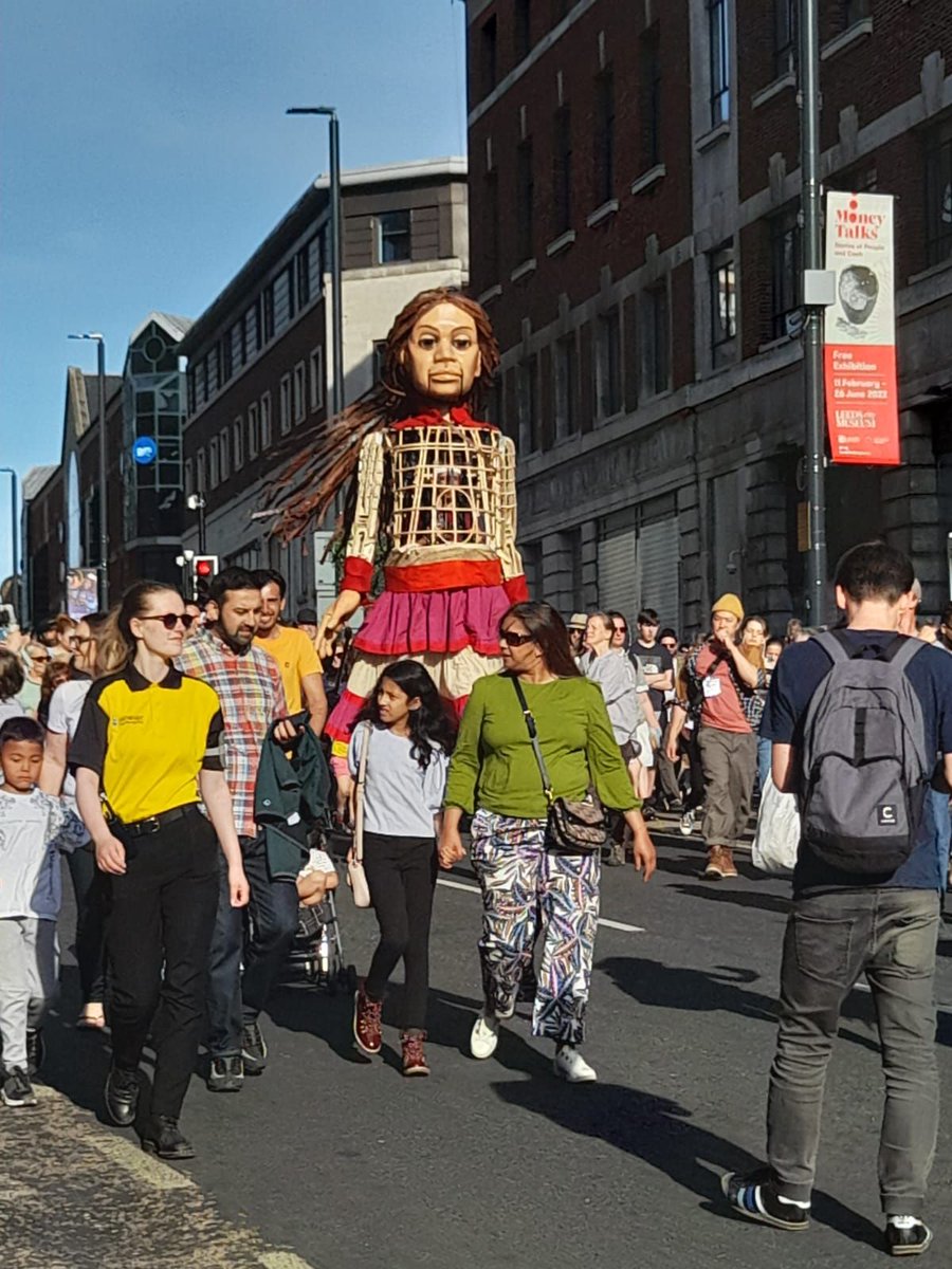 leedssanctuary's tweet photo. Anna and #leedscraftivists loved seeing Little Amal in Leeds on Monday, such a big crowd sending the message that refugees are very welcome in our city. @AsylumMatters 

#asylummatters #chooselove https://t.co/cLklmHywlX