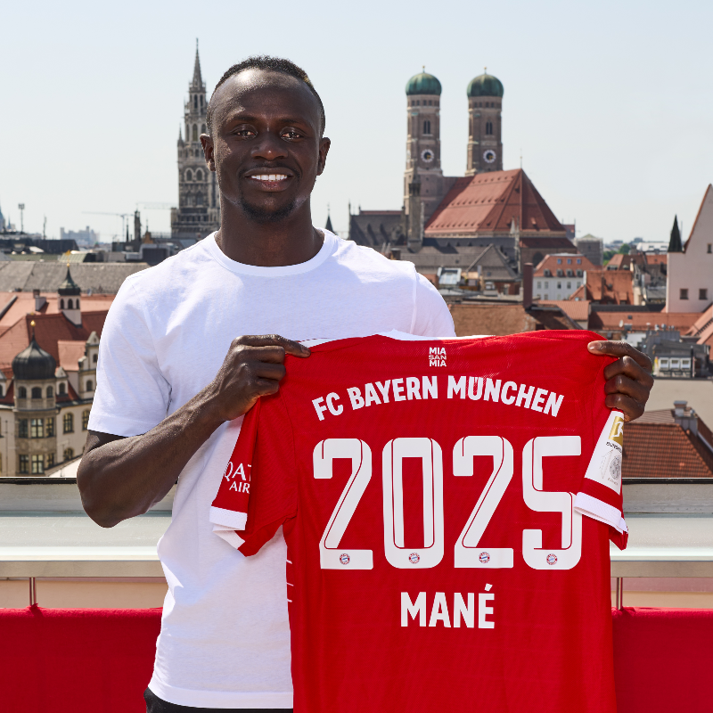 FCBayern's tweet photo. 👋 Servus, Sadio #Mané! 🔴⚪

🔗 https://t.co/8Nf1NwB26l

#ServusMané #MiaSanMia