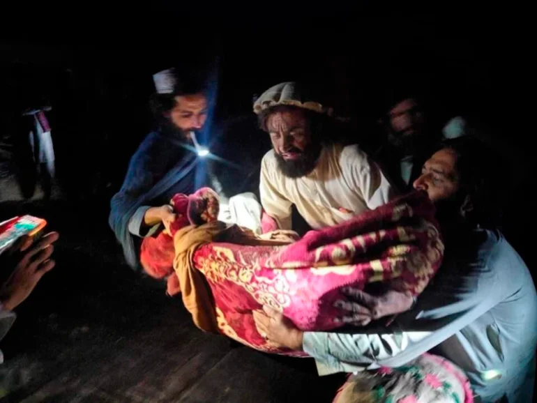 anealla's tweet photo. Almost 1,000 people killed as a 6.1 magnitude earthquake hits Afghanistan, and yet it's not the top news story across most mainstream media.

https://t.co/bekyqimLx3 https://t.co/RrK2DCnWoj