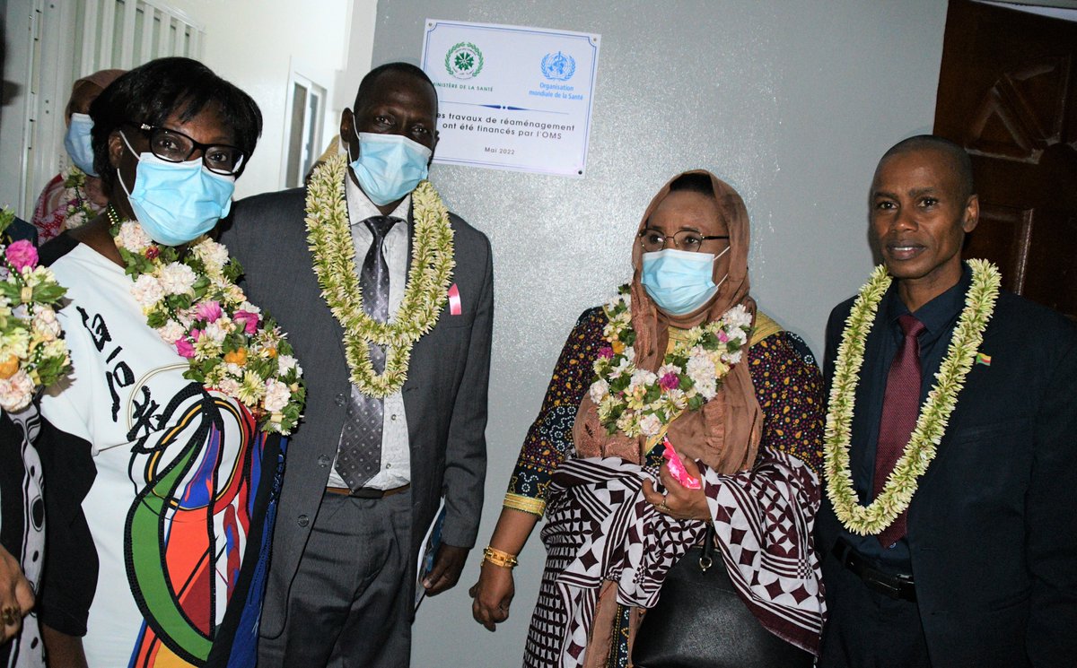 OMSComores's tweet photo. Grâce à la #DGDEVCO, @OMSComores a réhabilité le service de néonatologie du #CHRIHombo inauguré par la Ministre @LoubYakouti et @AbdouDiarraOMS. Cette Unité assure désormais une meilleure prise en charge des nouveau-nés à #Anjouan. La Santé Mère&Enfant est une priorité @gouvkm https://t.co/hlPSrvrJpC