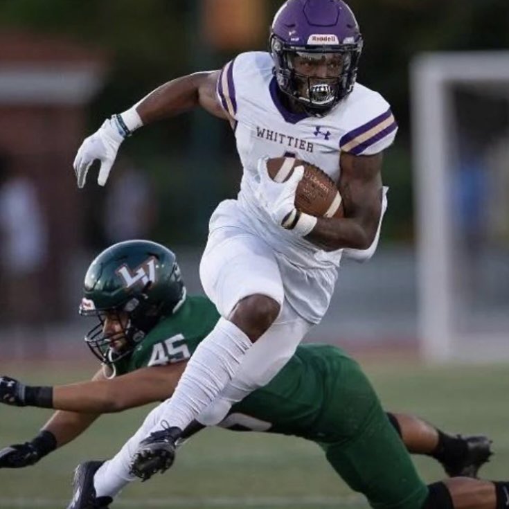 sprterapp's tweet photo. Today's #FeaturedSporter on our sport experience app #SPRTER ➡️🇺🇸🏈player @HWJ__7 🔥
Try the #SPRTERapp to learn more about Hakim, the experiences he offers in his #ExperienceStore & the other🔝athletes on our app!
#sporter #americanfootball #football #nil #cifl #wichitaforce https://t.co/Eg5ADf7qo2