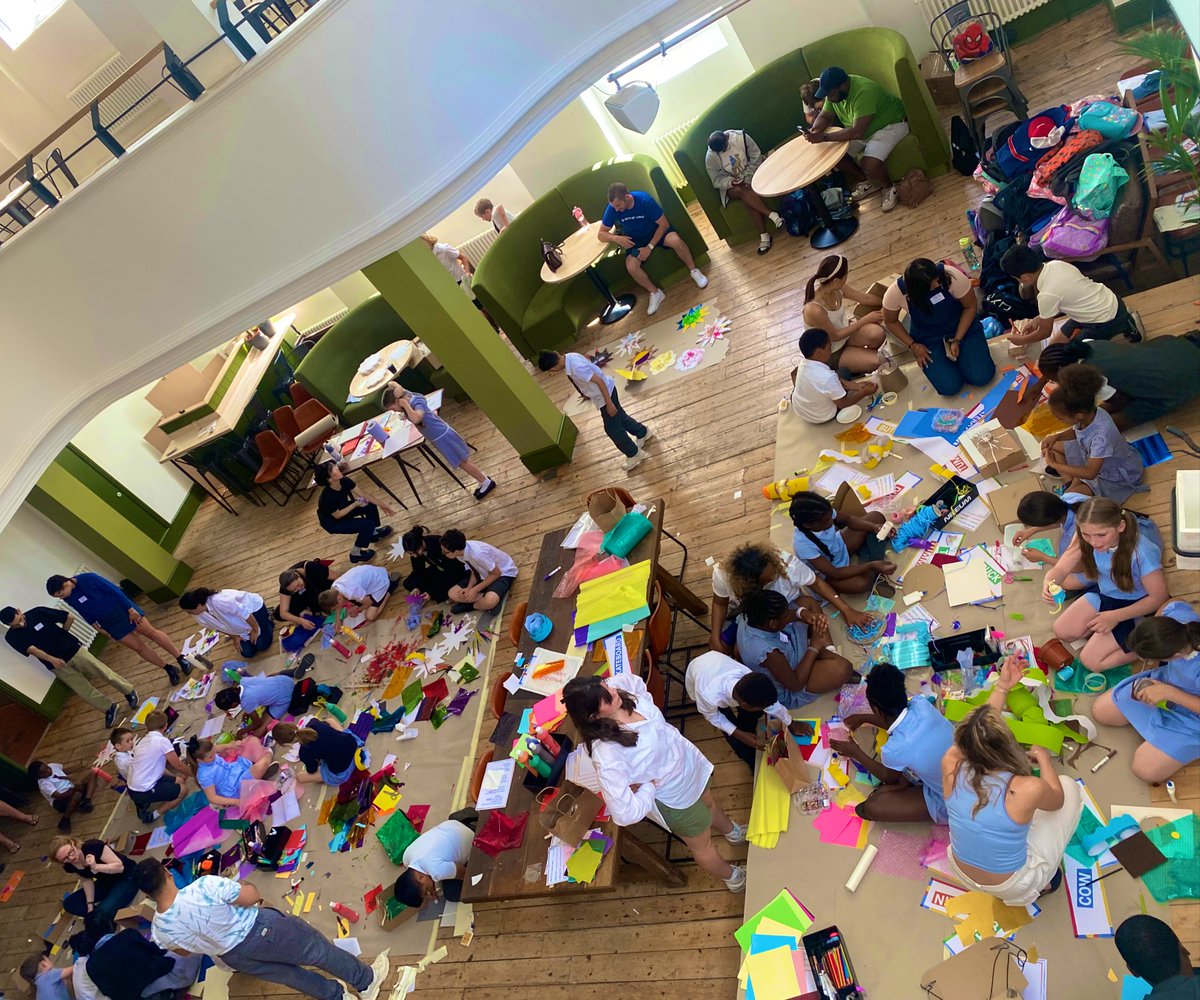 StVincent_DP's tweet photo. We’re currently at @HanburyHall taking part in our creative project with @WiedenKennedy We’re having so much fun! @StPaulclass @StAnnesGAASC @StAnnesgaCPS https://t.co/xcHURoeFD4