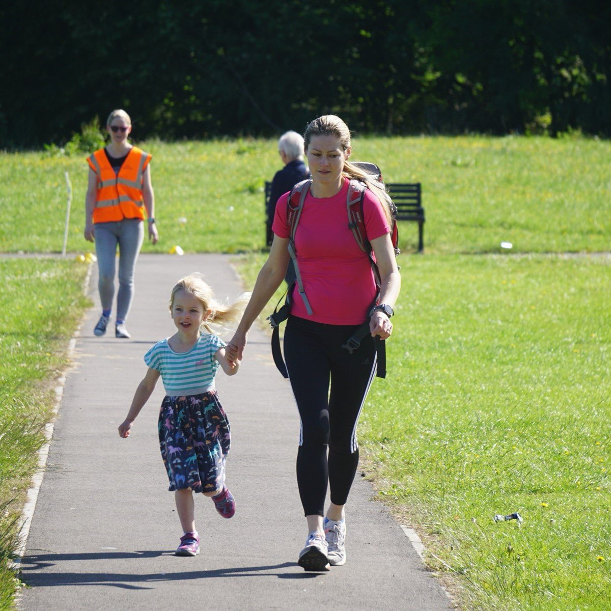 kghulljpr's tweet photo. It was great to be back after a week off and to see all the smiling faces in the playing fields!
20 participants πββοΈ
4 personal bests!! β±π
17 hi-vis heros π¦Ί
This week's report is live!
https://t.co/A8LkeFoMtC
#loveparkrun #juniorparkrun #Hull #volunteering #activehull https://t.co/Ww0XhEVDbe