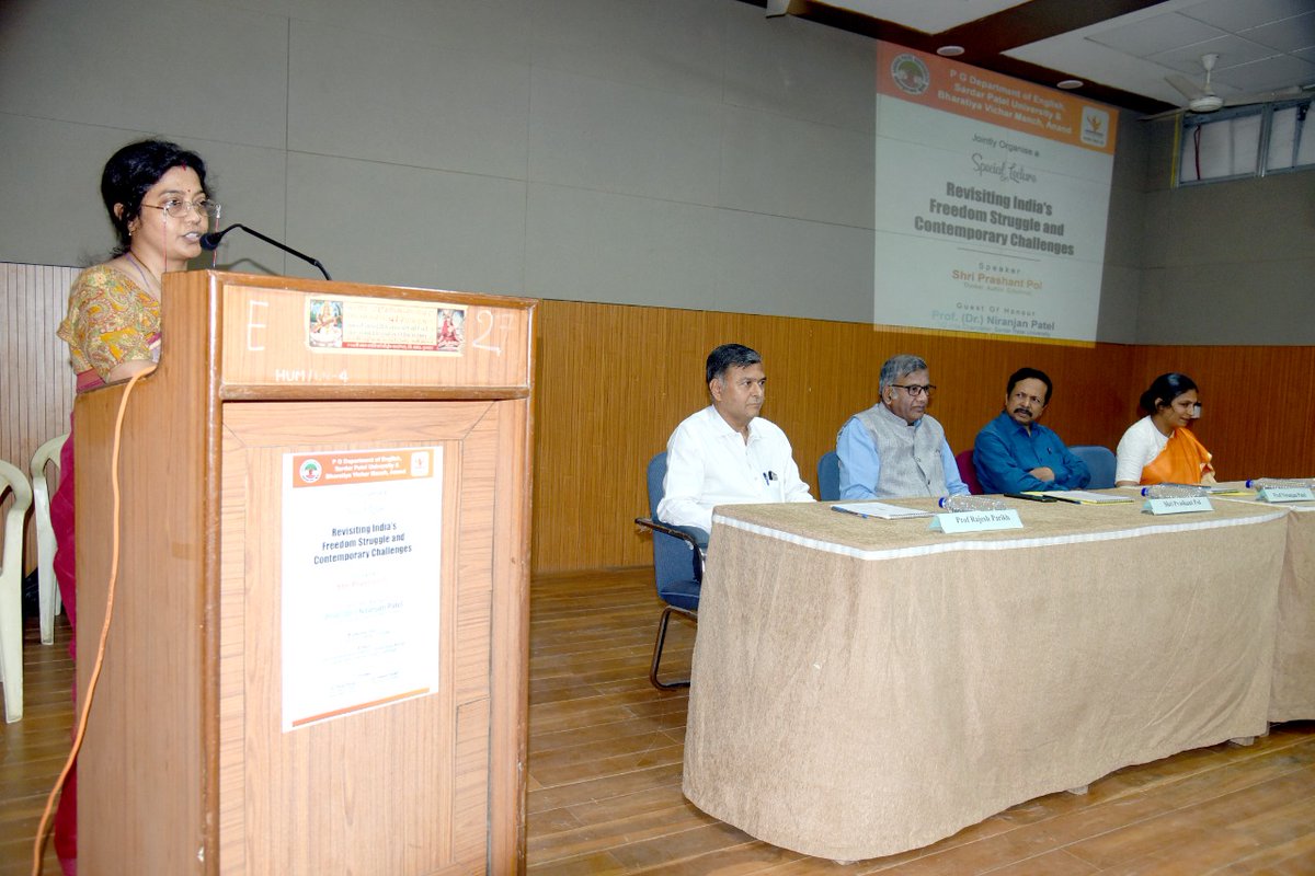 spunivgujarat's tweet photo. A special lecture on "Revisiting India's Freedom Struggle and Contemporary Challenges" was organised on World Yoga Day, 21 June 2022, by the Department of English, Sardar Patel University, and Bhartiya Vichar Manch, Anand.
#AzadiKaAmritMahotsav #SPU #SPUupdates #VallabhVidyaNagar https://t.co/YAQA9VaD6w