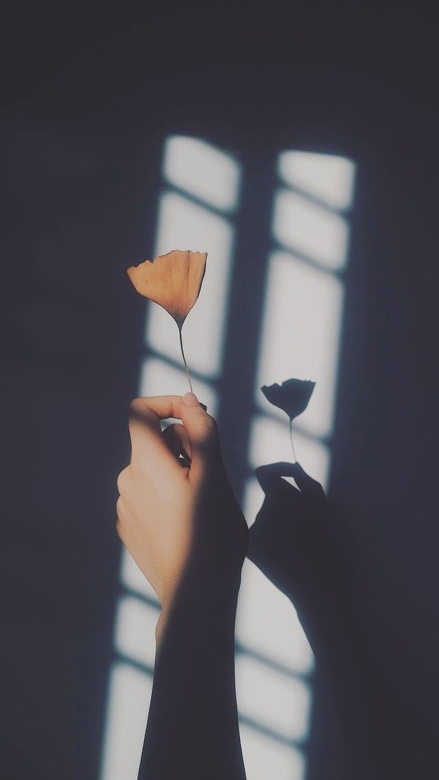 أَستَعِيذُ بِكَ يَا الله مِن ذَنبٍ لَا يَجعَل لِي مَكَانَاً فِي الجَنَّة 🤎 .
#بحبك_لأنك