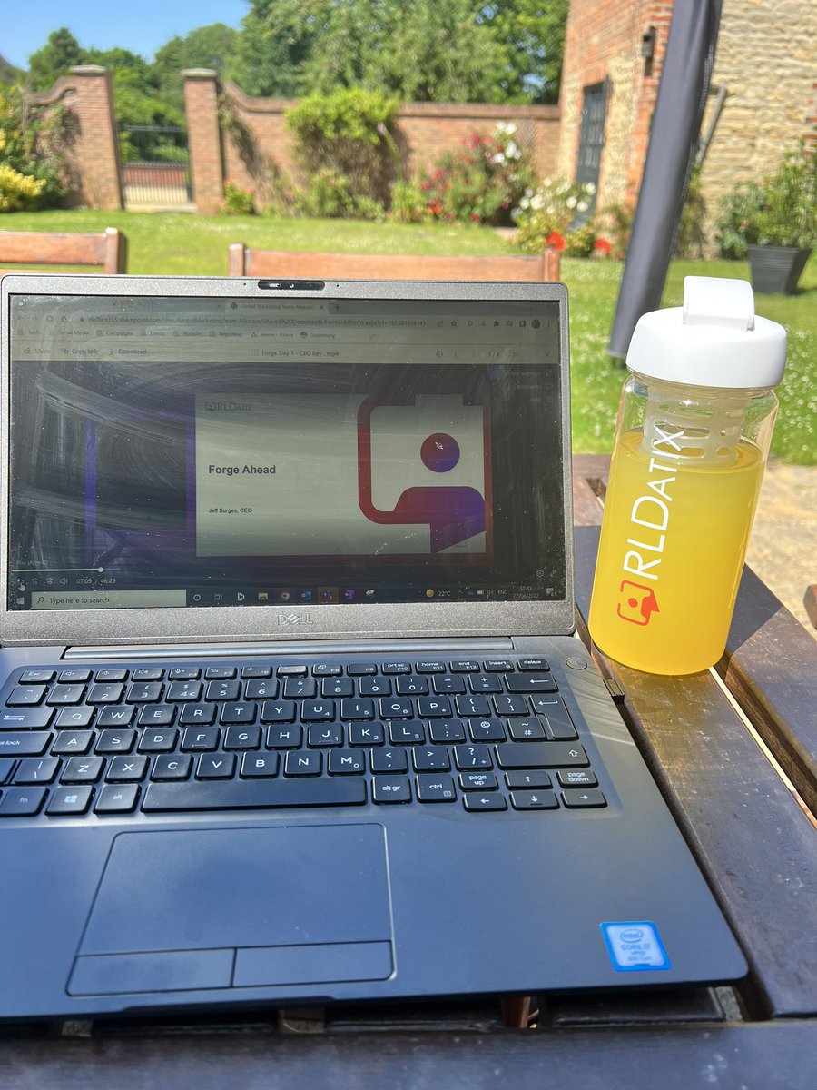 harriet0809's tweet photo. Catching up on last weeks content from our Forge event in Orlando whilst enjoying the sunshine! ☀️

#RLDatix #WFH #SaferTogether #flexibleworking https://t.co/oDc0GFkFMV