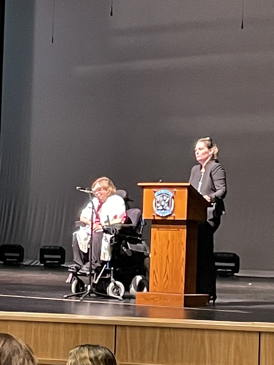 Mrs. Hill tweet media