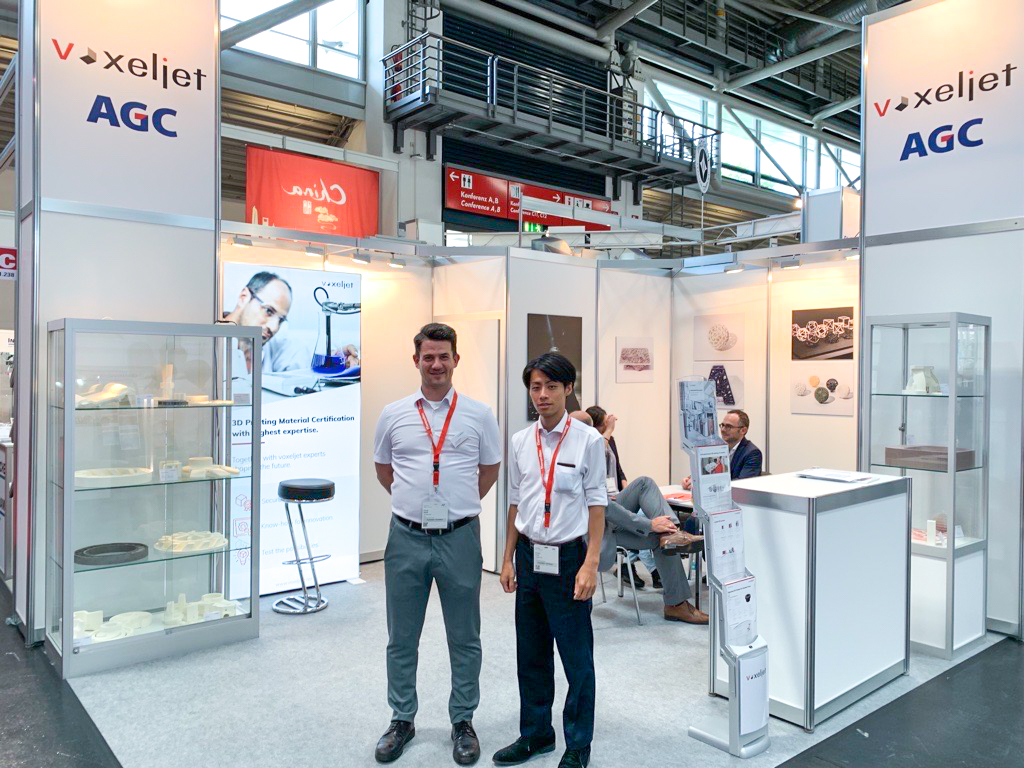 voxeljet's tweet photo. When it comes to high performance materials for #3Dprinting, #ceramics are certainly one of them. Come and vist us at #ceramitec in Munich. Together with our partner AGC we are on site and to tell you more about ceramic 3D printing. You can find us at booth 238 in hall C1. https://t.co/Yrnzcqhqgq