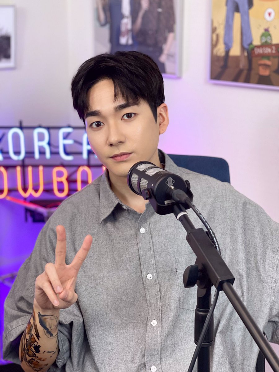 Korean_Cowboys's tweet image. [S2E1.] D-2

SOCIAL MEDIA 🤳

📺 youtube.com/koreancowboys 

#KoreanCowboys
#코리안카우보이스
🇰🇷🤠🎙