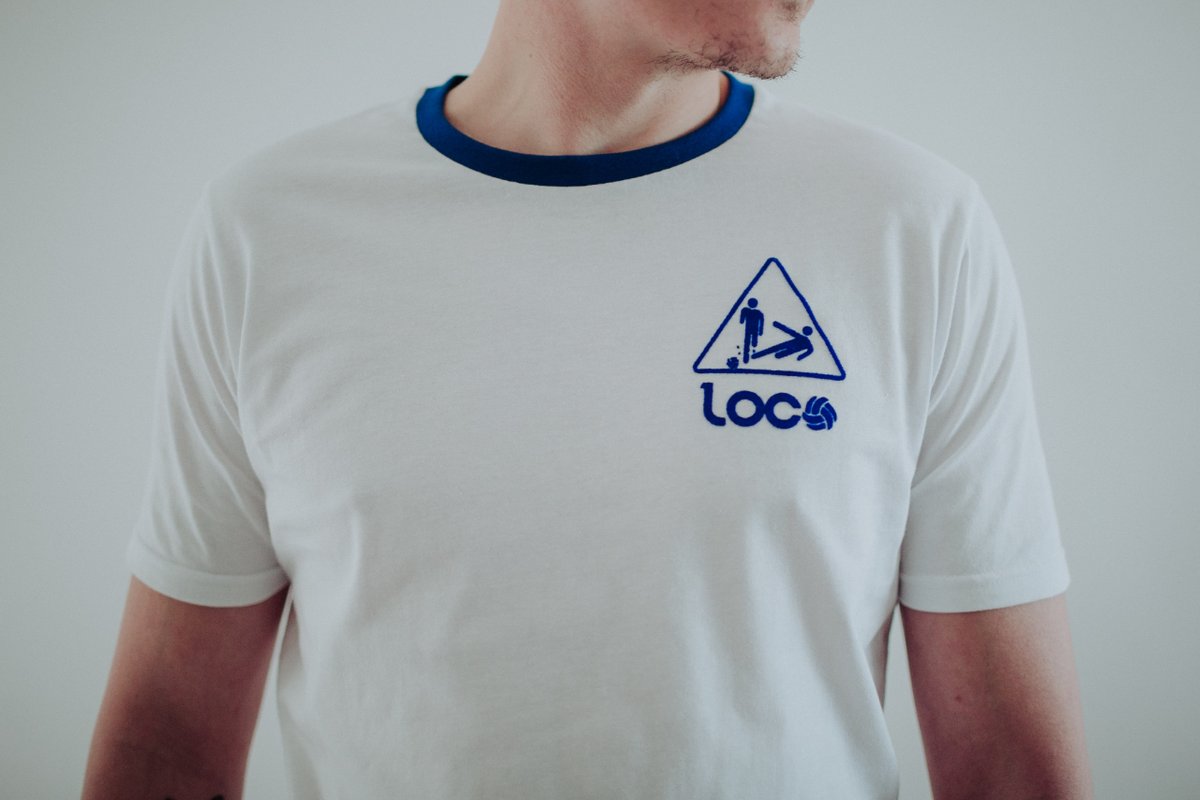 El símbolo es lo suficientemente explícito.
Aquí tenéis nuestra Catenaccio. 😱
Una forma de entender el juego que marcó una época.

📸 @Olivia_such 
#soydeloco #futbol #moda #football #streetstyle #fashion #outfits #modamasculina #urbanstyle