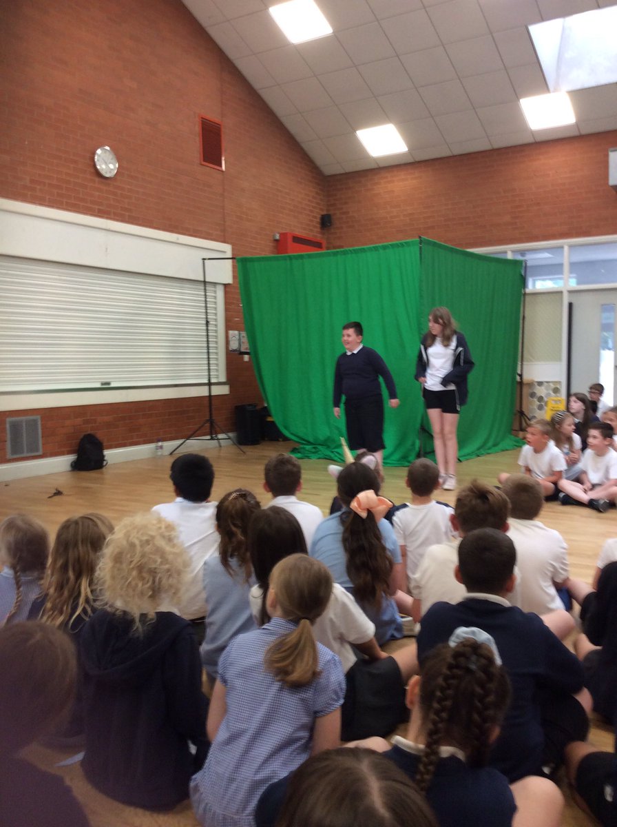 dwalliamsclass's tweet photo. We have been inspired to learn more and think about how we can help mountain gorillas after our visit from Thomas. https://t.co/7zJifAGXOr
