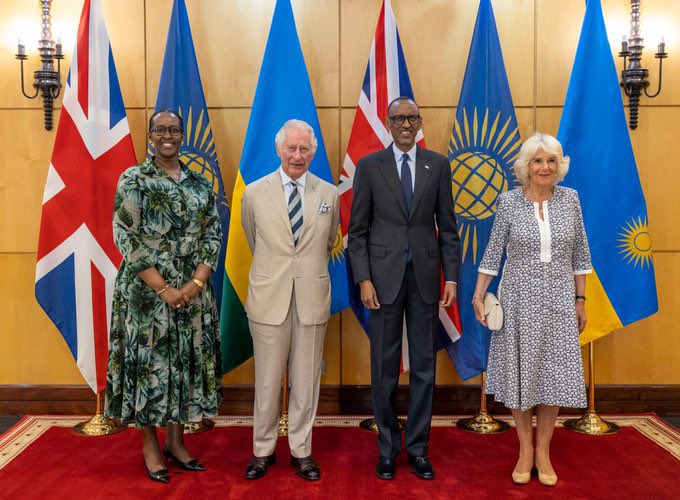 ishimwemaria's tweet photo. On the sidelines of #CHOGM2022, President Kagame and First Lady Jeannette Kagame received Their Royal Highnesses, The Prince of Wales and The Duchess of Cornwall at Urugwiro Village where they discussed existing partnerships and areas of mutual interest. https://t.co/gLoGUyopjM