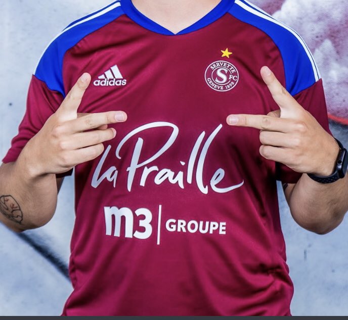 Θ Khalass Moi Θ tweet media