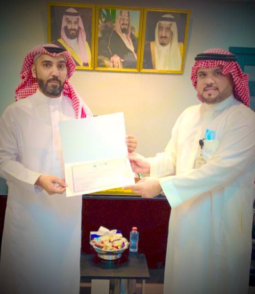 نبارك للأستاذ / سالم بن علي الجهني بمناسبة تكريمه من إدارة مستشفى الرس العام نسال الله له التوفيق والسداد @sasj444 #حساب_جهينة_الرسمي