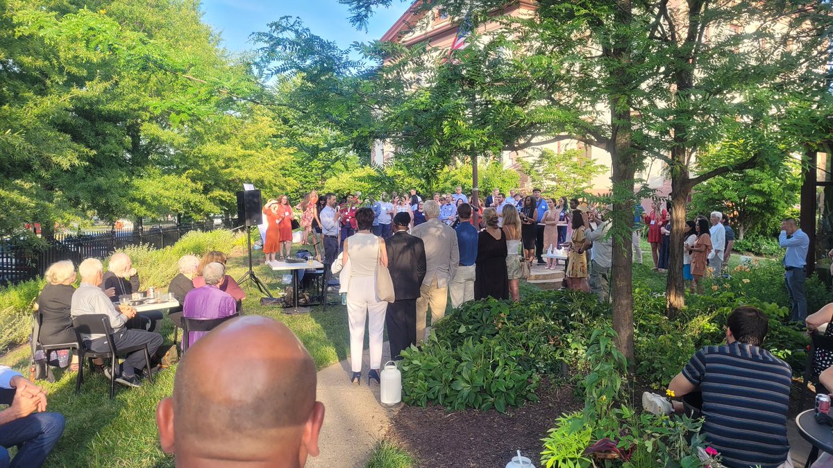 BrentLightner's tweet photo. Thanks to all our sponsors and attendees for successful 2022 #BarracksRow Garden Party! https://t.co/nApZeAsFfo