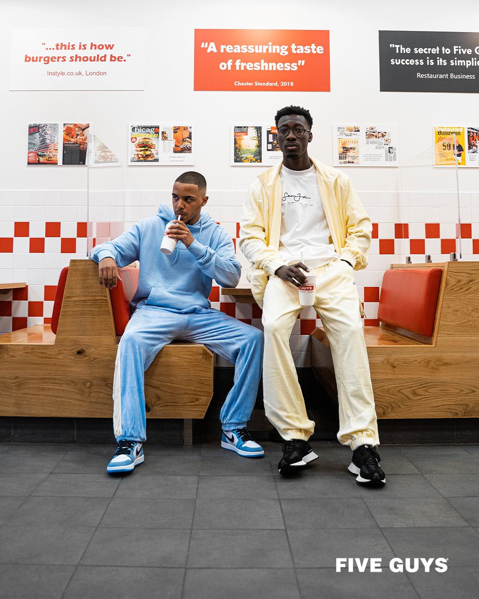 Who's your burger-partner-in-crime?  (📸 : kontemporaer_ | Instagram)
________

#fiveguysbe #fiveguys #5guys #burgersandfries #burgers #fries #5guys