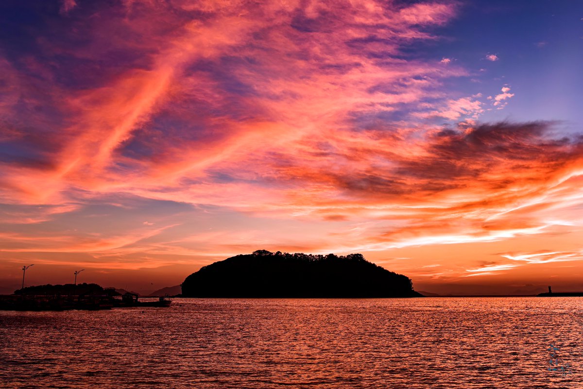 NFT No.1 사진작가 용천 tweet media