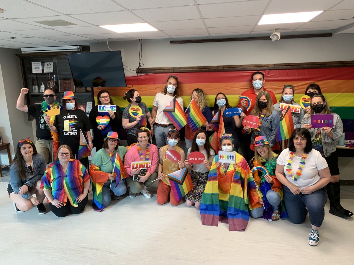VJH Pride Day! 🌈 Looking forward to an awesome day of fun and learning! ⁦<a href="/VillanovaSchool/">Villanova Jr. High</a>⁩ ⁦<a href="/NLESDCA/">NLESD</a>⁩ #pride365NL