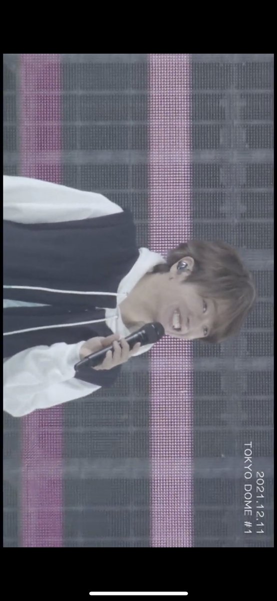 YZmTp123j1qYScc's tweet photo. ぅん"っっっ笑笑
これ生で見てたけど爆笑やったw
#西島隆弘 #AAA15thANNIVERSARY #AAA #AAADOMETOUR15thANNIVERSARYthanxAAAlot #AAAThanxAAAlot #宇野実彩子 #西島隆弘 #與真司郎 #末吉秀太 #日高光啓 https://t.co/lV9qDccAuM