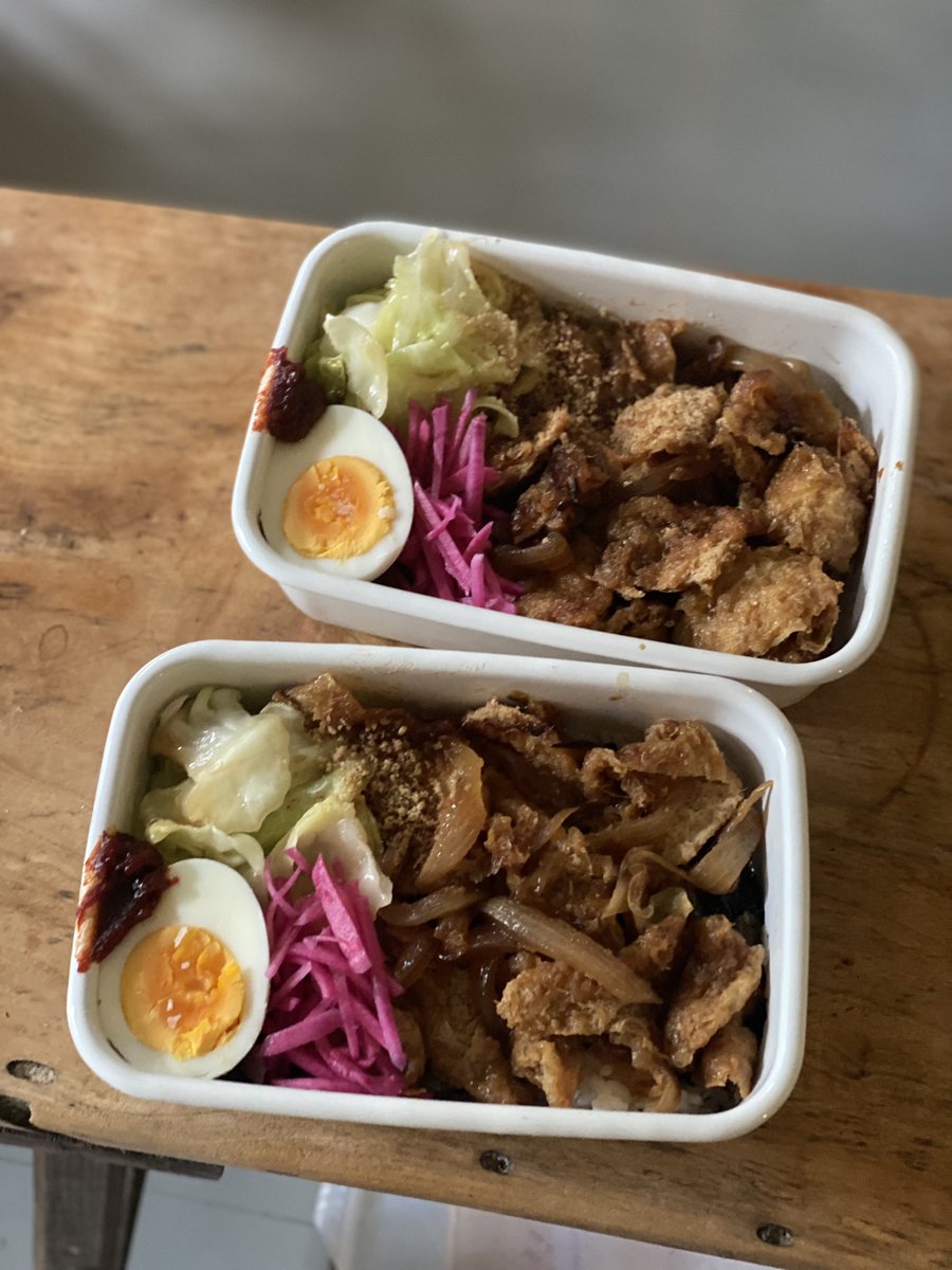 2022.6.22 お弁当のなんとなくの決まりごと - くしまけんじ
r.voicy.jp/BjwmYDjPK1a
#Voicy )
第2回目、アップされました
今回は、ぼくがお弁当(自分たちが食べる用)を作る上での、なんとなくの決まりごと、についてのお話しです❕