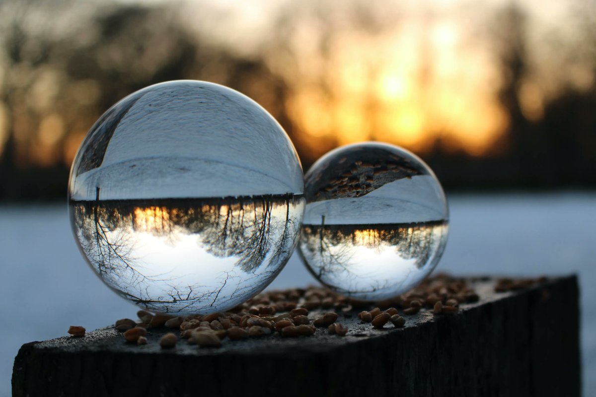 HeadlinersUK's tweet image. #DigitalTransitions finding more fun ways our young people can play around with the art of #photography. The use of the spheres can add a unique take on a sunset, taken locally by one of our project officers David. @LBFEW bit.ly/3nlLlk1