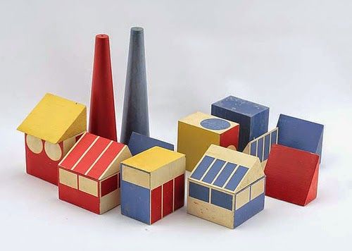 ValenciaDesignF's tweet photo. @centredelcarme @milimbo La muestra reúne una gran selección de nombres como: Fredun Shapur, Ken Garland, Patrik Rylands, Libuse Niklová o Ladislav Sutnar, que contribuyeron a la creación de proyectos modélicos como Creative Playthings, Galt Toys, o Abbat Toys.
#Playwithdesign #AgendaWDC2022 https://t.co/NvnO4Y1bMl