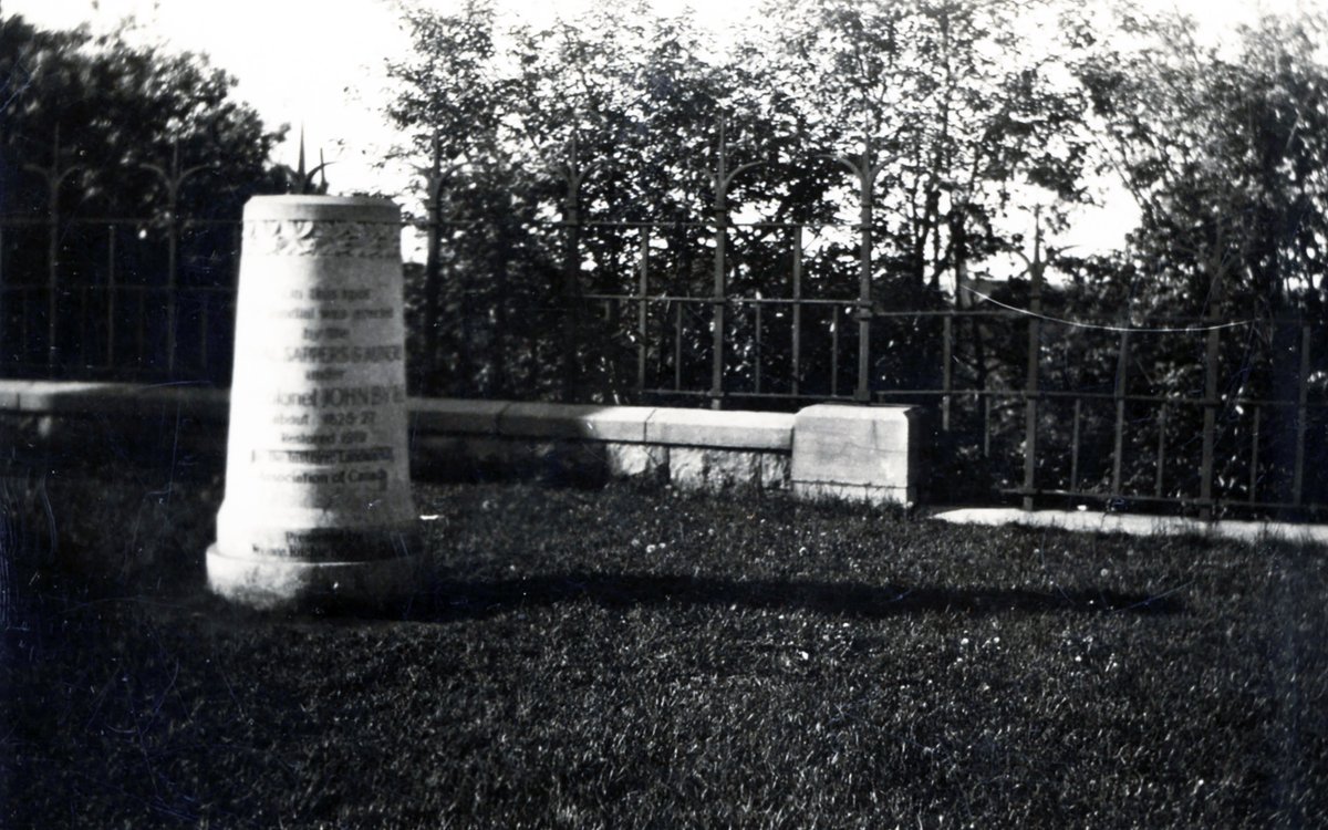 BytownMuseum's tweet photo. @MuseumofNature @SciTechMuseum @avspacemuseum @airandspace @RAFMUSEUM @RoyalAviationMB @AgMuseum It may be a bit of a stretch, but our #SunniestObject could be this rather unassuming sundial: erected by Lt.-Col. John By on Barrack Hill in 1827, demolished in 1872, restored in 1919, and rededicated in 1921. How's that work for ya?
@museumbums whatchu got for us? #MuseumTag https://t.co/gS5Nph3QWy