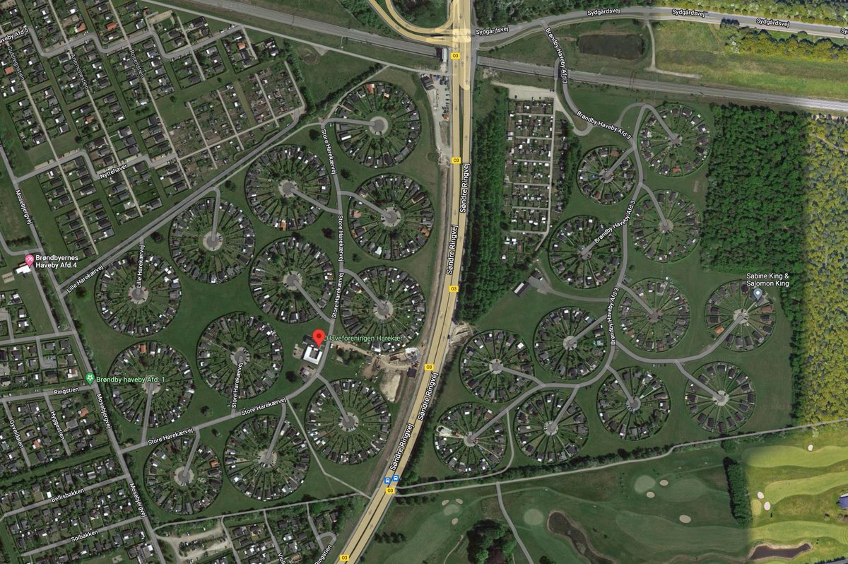 Sometimes while working on the map you do find amazing green places on Google Maps! 😮
#GreengroundMap #Copenhagen