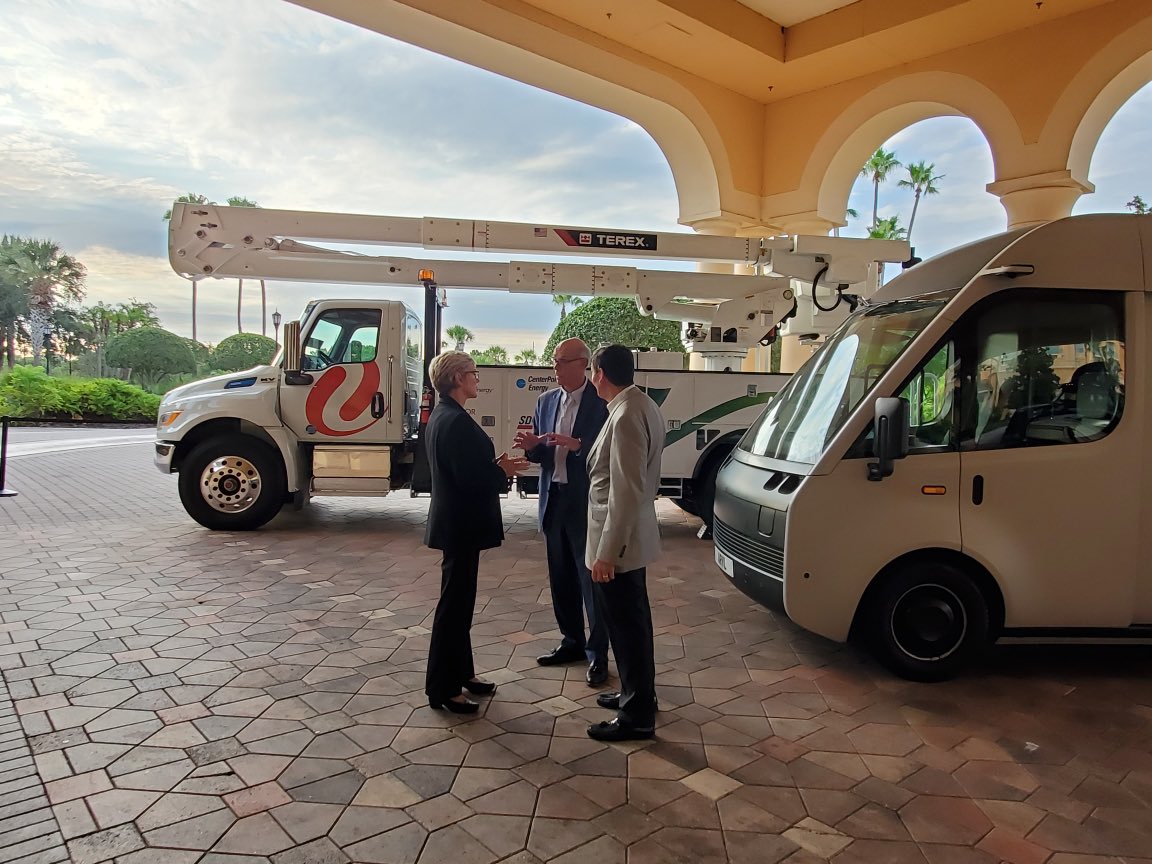 EEI (@edison_electric) on Twitter photo EEI Chair & <a href="/AmerenCorp/">Ameren Corporation</a> Executive Chairman Warner Baxter and EEI President Tom Kuhn join U.S. Department of @Energy <a href="/SecGranholm/">Secretary Jennifer Granholm</a> in EV Alley at #EEI2022 to discuss the future of electric transportation. EEI Chair & <a href="/AmerenCorp/">Ameren Corporation</a> Executive Chairman Warner Baxter and EEI President Tom Kuhn join U.S. Department of @Energy <a href="/SecGranholm/">Secretary Jennifer Granholm</a> in EV Alley at #EEI2022 to discuss the future of electric transportation.