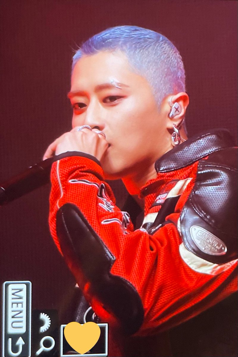 Even_0621's tweet photo. 220622 컴백 쇼케이스

오랜만입니다

#카드 #KARD #JSEPH #김태형 #제이셉 https://t.co/EDP58K0X7w