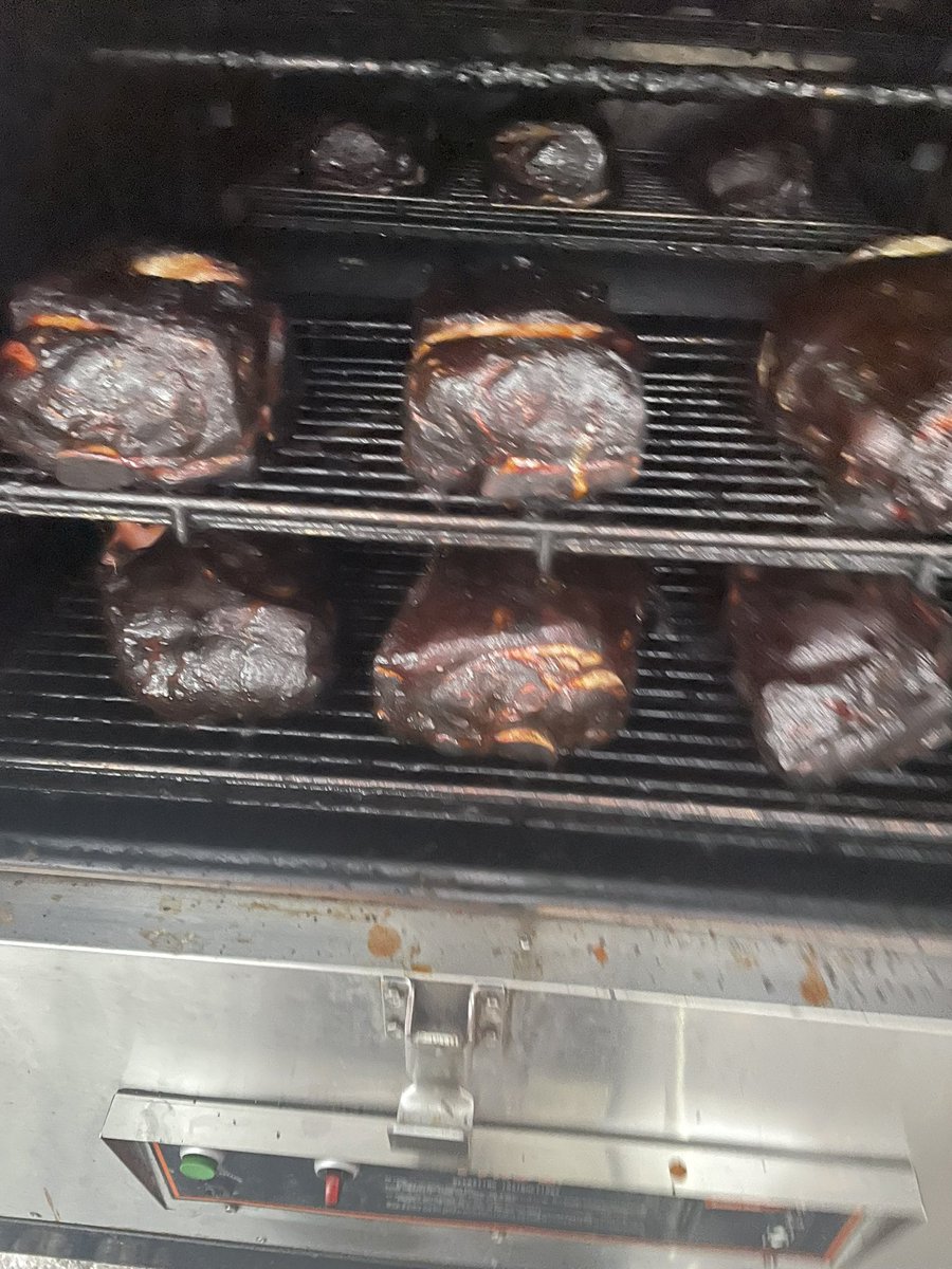 ramtoughhusker's tweet photo. Just took these off for an order this morning #foodporn #porkbutts https://t.co/Gy2pSpyGQw