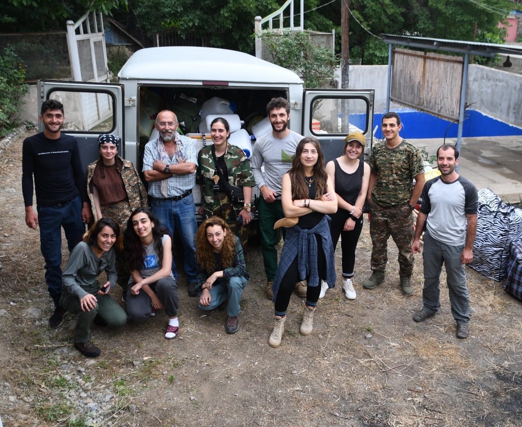 theTCTrail's tweet photo. This year's Youth For Change #trailbuilding program with @TFC_Armenia has officially launched in #Arevik National Park! ⛏️🏕️
This group will be building a new multi-day section of the #TranscaucasianTrail, connecting the border town of #Meghri with the #Syunik Legends Trail. https://t.co/tn9H28mmxE