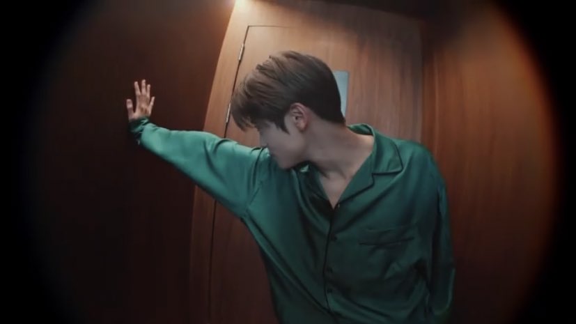yunotized's tweet photo. just another normal day of jaehyun being goofy https://t.co/tVyY69L5Te
