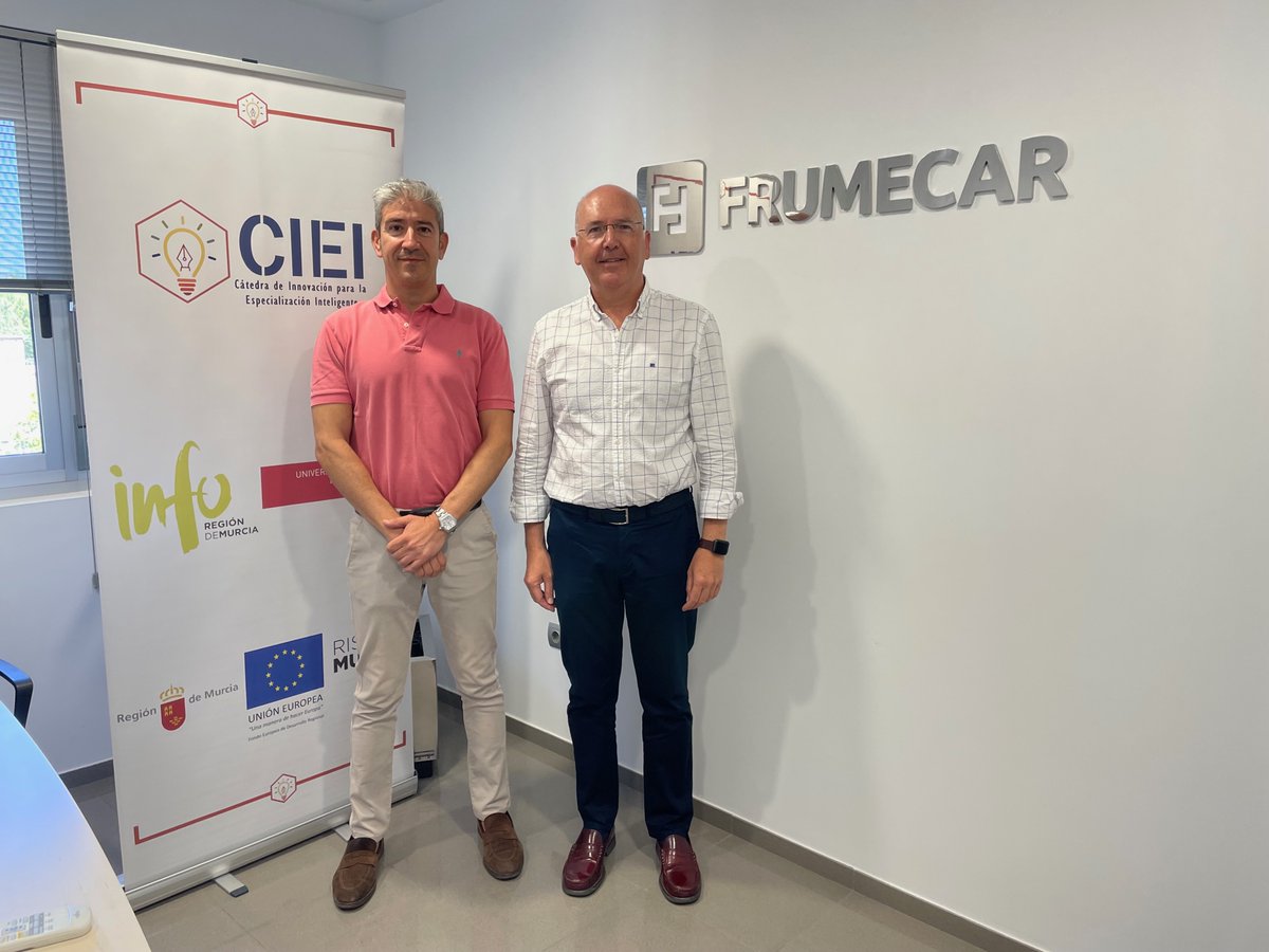 En el marco del estudio de casos de éxito en eco-innovación que esta desarrollando la <a href="/Cat_Innovacion/">Cátedra de Innovación UM</a> , esta mañana hemos visitado <a href="/FrumecarSpain/">frumecar</a>. Gracias a su Vicepresidente <a href="/_ctorregrosa/">Carlos Torregrosa</a> por las interesantes ideas compartidas. <a href="/infoRMurcia/">Instituto de Fomento</a>