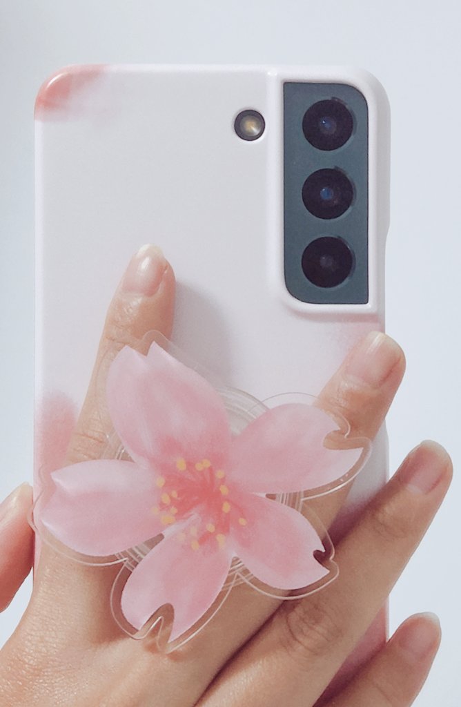 화연케이스와 슈가카세트케이스 도착해써요❤️‍🔥오자마자 신나서 덩실덩실🕺🏽너무 이뻐억!!!!!!!믿고 쓰는 새벼기 폰케이스👍케이스 두개 다 역시나 실물 미쳤구요 그립톡 딱 끼우면 꽃반지 낀거같은 효과💫혐생과 체력을 갈아넣은 이 케이스 소듕하게 잘 쓸께습니댜😉💜
@Dawn__613 
<a href="/yui97603635/">MOODY</a>