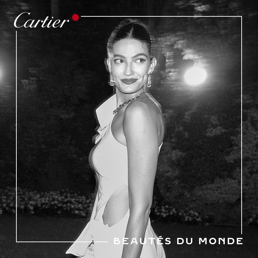 A graphic #CartierHighJewelry interpretation of diamonds, onyx and rubies worn by <a href="/TaraEmad/">Tara Emad</a> at the launch of #CartierBeautésduMonde.