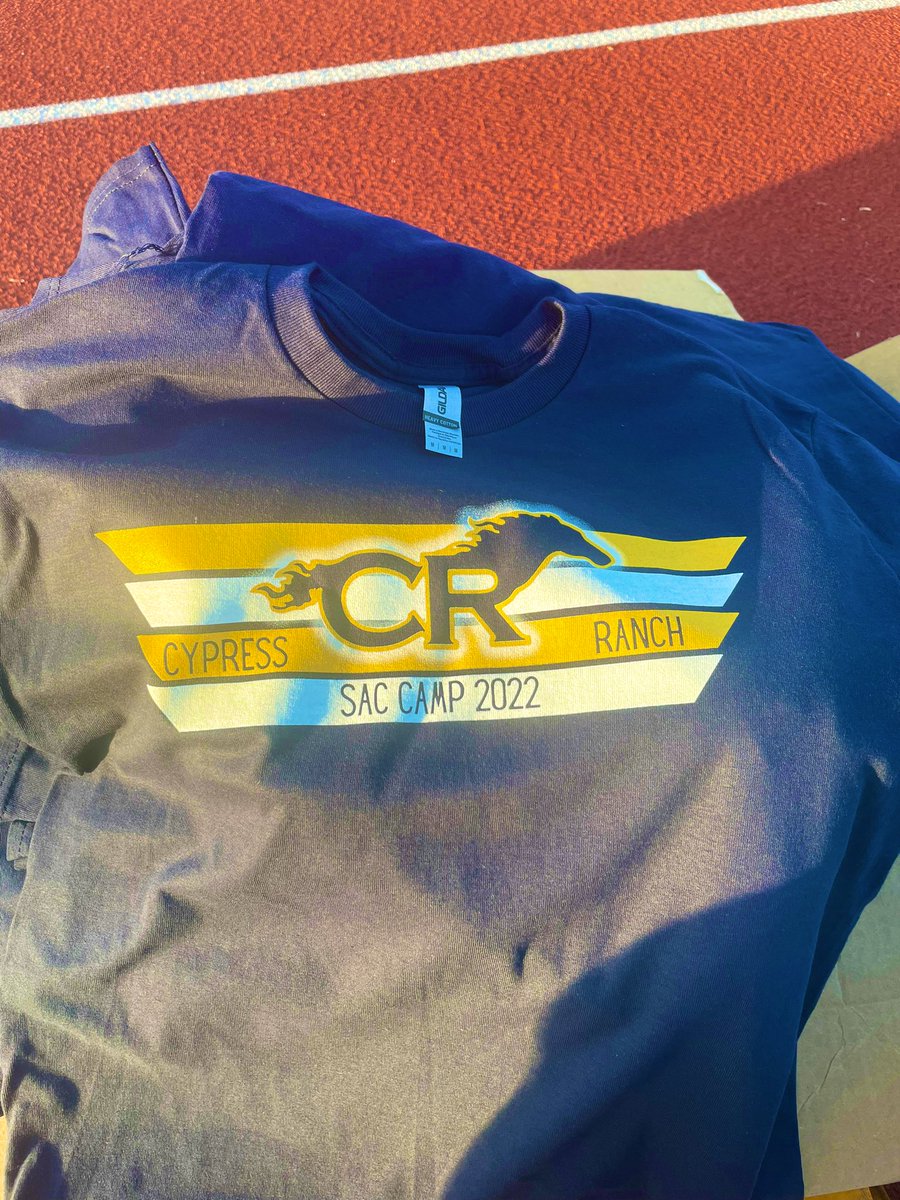 Coach_Herbst's tweet photo. Day 11
SHIRT DAY!!!!
⚽️🎾🏀🏐🏈⚾️🥎🤼♀️🏊♂️🤽♀️
#CampsatRanch22
#SpreadtheBlue
#AEF https://t.co/kzIgjr6KiT