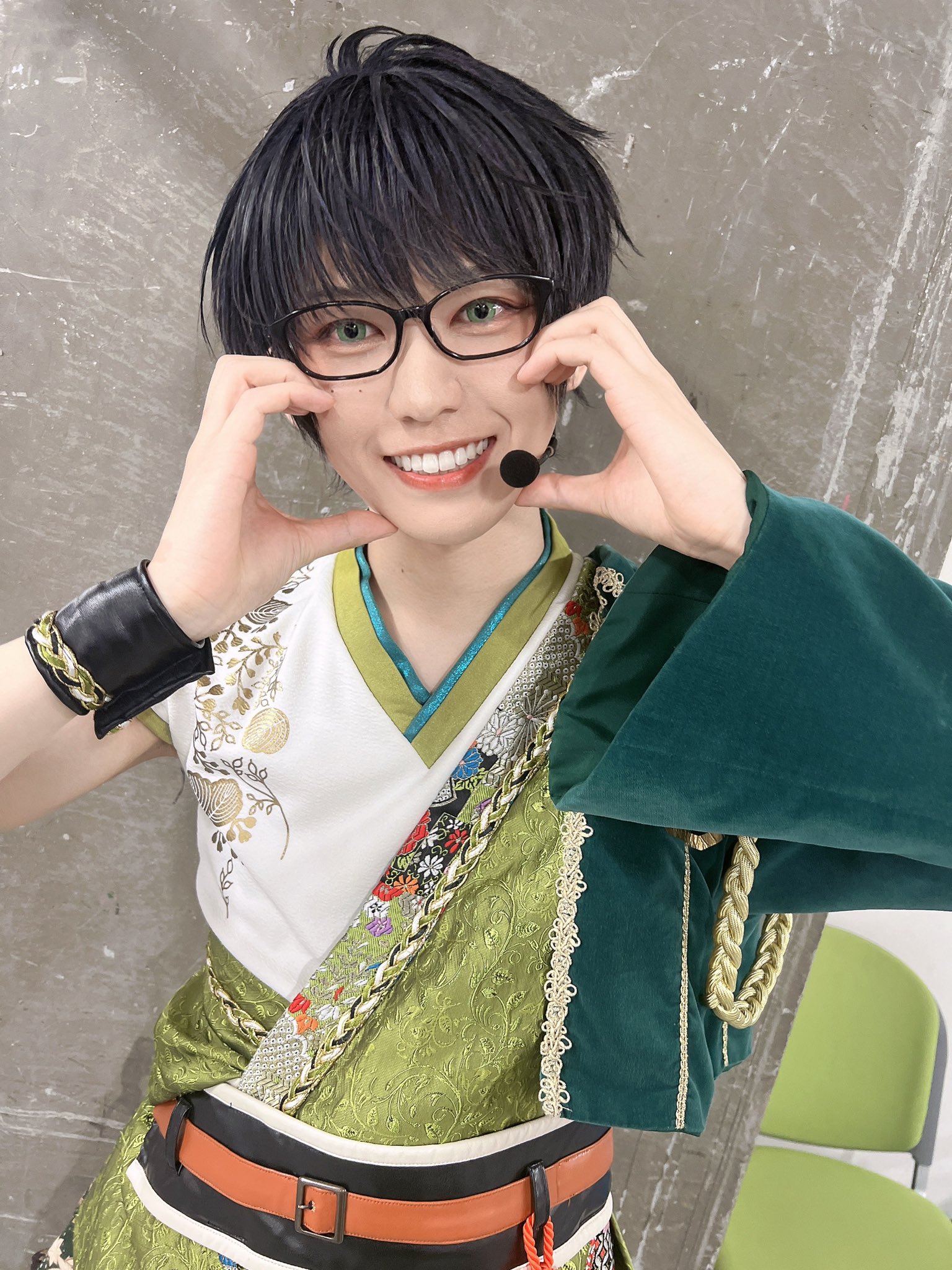 ミュージカル刀剣乱舞 刀ミュ 豊前 篭手切 松井 桑名 五月雨 シングルCD『VIVA CARNIVAL』(プレス限定盤A) ＊篭手切江メイン