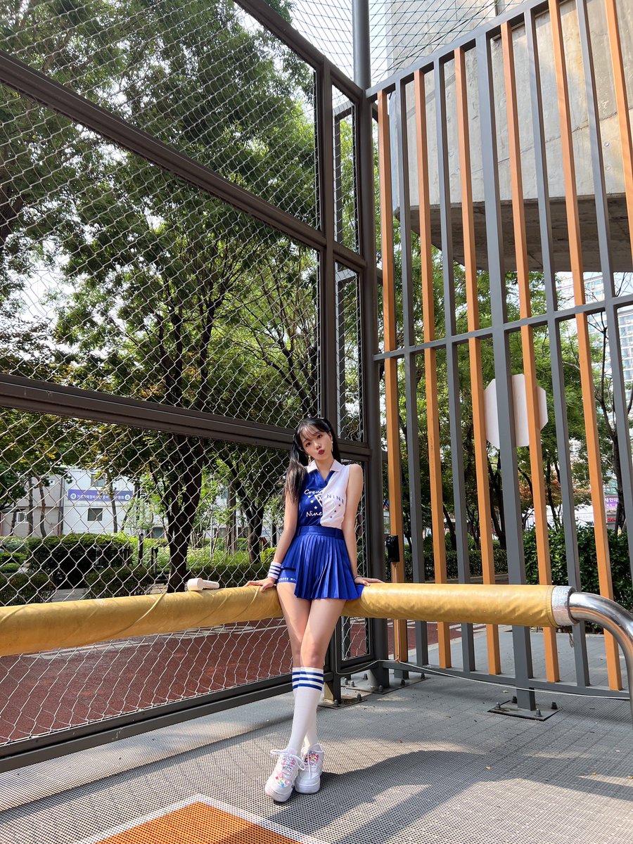 glassydaily's tweet photo. [220622] 📷 FNS update

“at the new 🪐 💙 you can press ‘like’ now!!” https://t.co/GMnv7e0SBr
