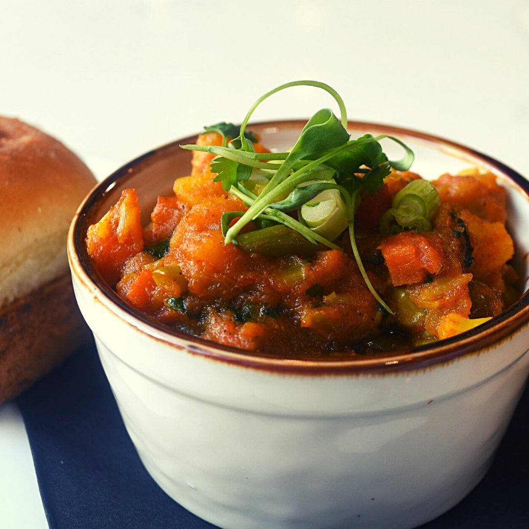 Chef Ajay and his team use only fresh ingredients to create the dishes found on his menus. 
#fresh #indian #indiancuisine🍽️