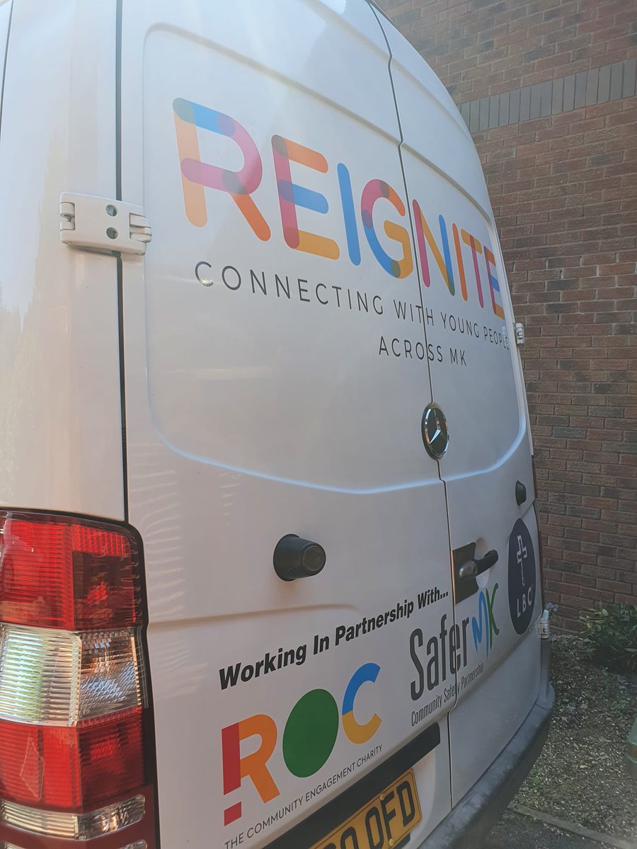 debrajgreen's tweet photo. So encouraging to see our new van in #MiltonKeynes connecting with young people across MK #Reignite #ROCMK @weareROC https://t.co/KU7nNOttol
