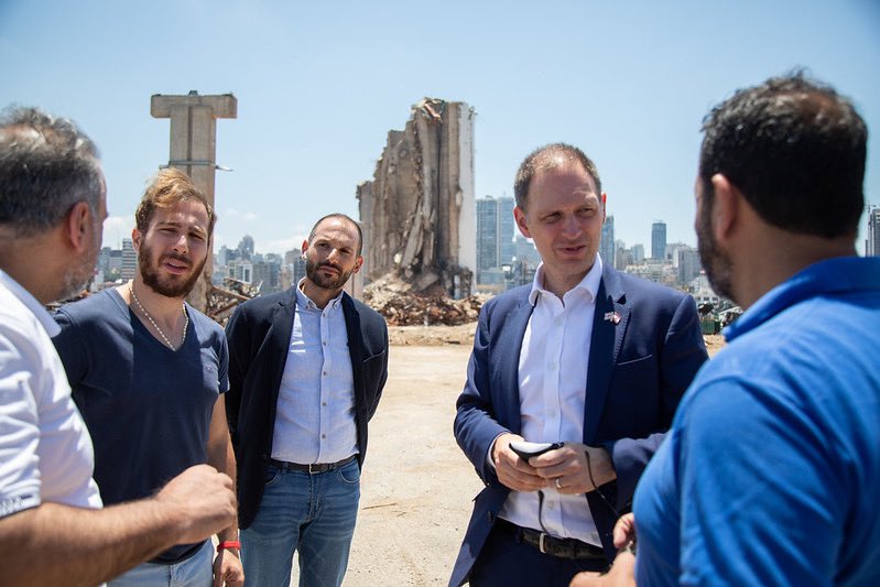 ukinlebanon's tweet photo. Ambassador @ianfcollard and Development and Humanitarian Director @lucyfandrews visited #UKaid funded projects as part of the 🇬🇧's response to the devastating Beirut Port blast back in August 2020.
Full story here: 👉 https://t.co/ysB5xGCGNs https://t.co/YAOdrdlnjy