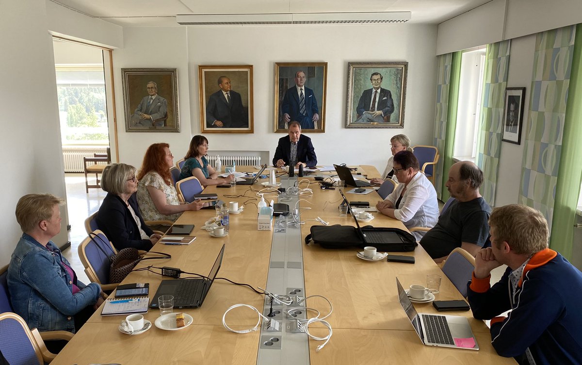 SosteriFI's tweet photo. TIEDOTE 22.6.2022 🏥: Sosterin hallitus teki useita hyvinvointialueeseen liittyviä päätöksiä − puheenjohtaja Reima Härkönen vetää yhteen syksyä ja kevättä hallituksen tiedotteessa ⬇️

https://t.co/8rPnGCOwT3

#sosterihallitus #sosteri #päätöksenteko https://t.co/bXuhiydi3b