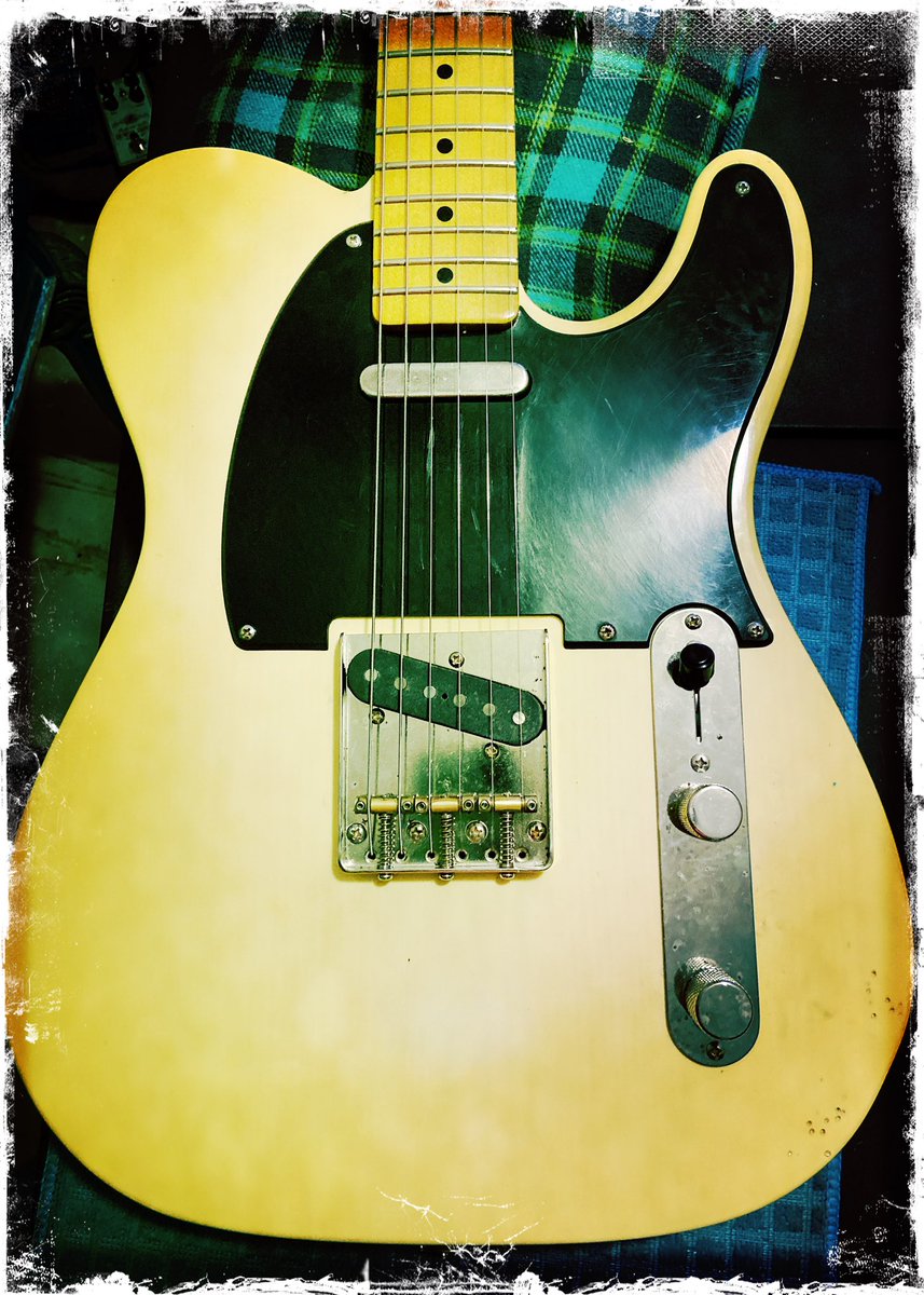 kabiggidy's tweet photo. This 50’s Classic Vibe Telecaster joined the family over the weekend. Such creamy, buttery smooth classic tones. https://t.co/Jgl5il6ugs