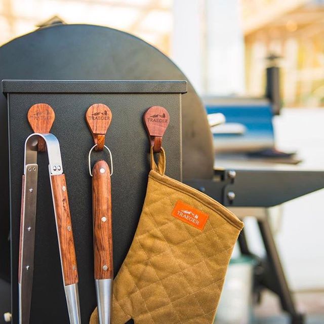 Socalbbqshop's tweet photo. Get tooled up with all the BBQ gadgets, gear, and accessories. Everything you'll ever need available here at the Socal BBQ Shop. 
https://t.co/4fVKOzVpKf 

@Socalbbqshop 

#socalbbqshop #bbqtools #bbqaccessories #barbecuetools #webertools #traegertools #bbq #food #fire https://t.co/upFHZ8VEiC