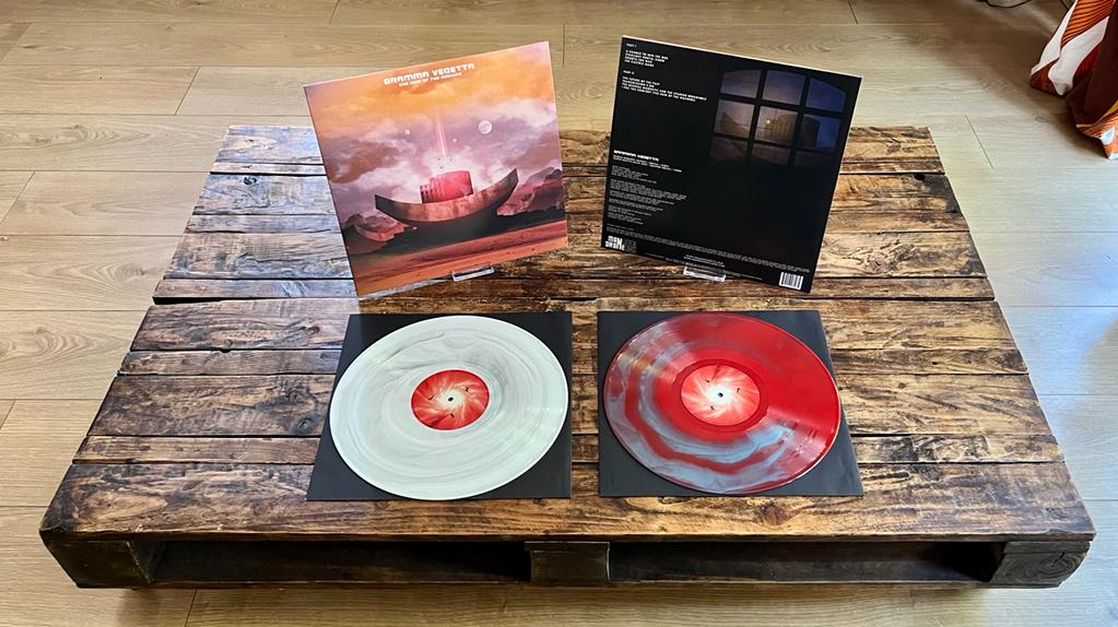 mandronerecords's tweet photo. 📣 THEY HAVE ARRIVED! SHIPPING STARTS TODAY 📬
Thanks for your patience. Very excited to announce that THE HUM OF THE MACHINE, the debut album of @grammavedetta, is in the house.
First orders come with a ltd-edition poster of @theblack_heart's album launch gig.
@csquaredmm https://t.co/ANU3A1ZlIt