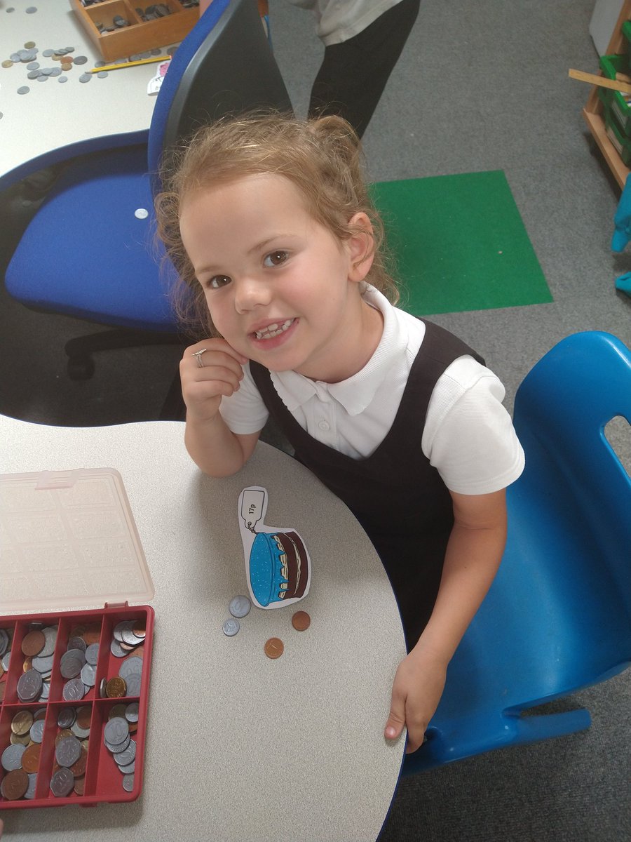 EPA_Year1's tweet photo. Year one have been busy working out how many pennies they will need to buy cakes at the bakery today ππ°π₯ #welovemaths #EPAmaths https://t.co/N2cXUQ9YdJ