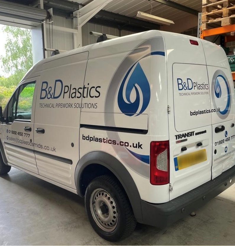 BDPlastics1's tweet image. Meet the new addition to the B&amp;amp;D Midlands Fleet, our Ford Transit Connect.
Why?
To meet increasing demand 
To act as a same-day rapid-response vehicle
To help combat the ever-increasing fuel prices, enabling  us maintain low delivery costs to our customers

#FairFuelUK